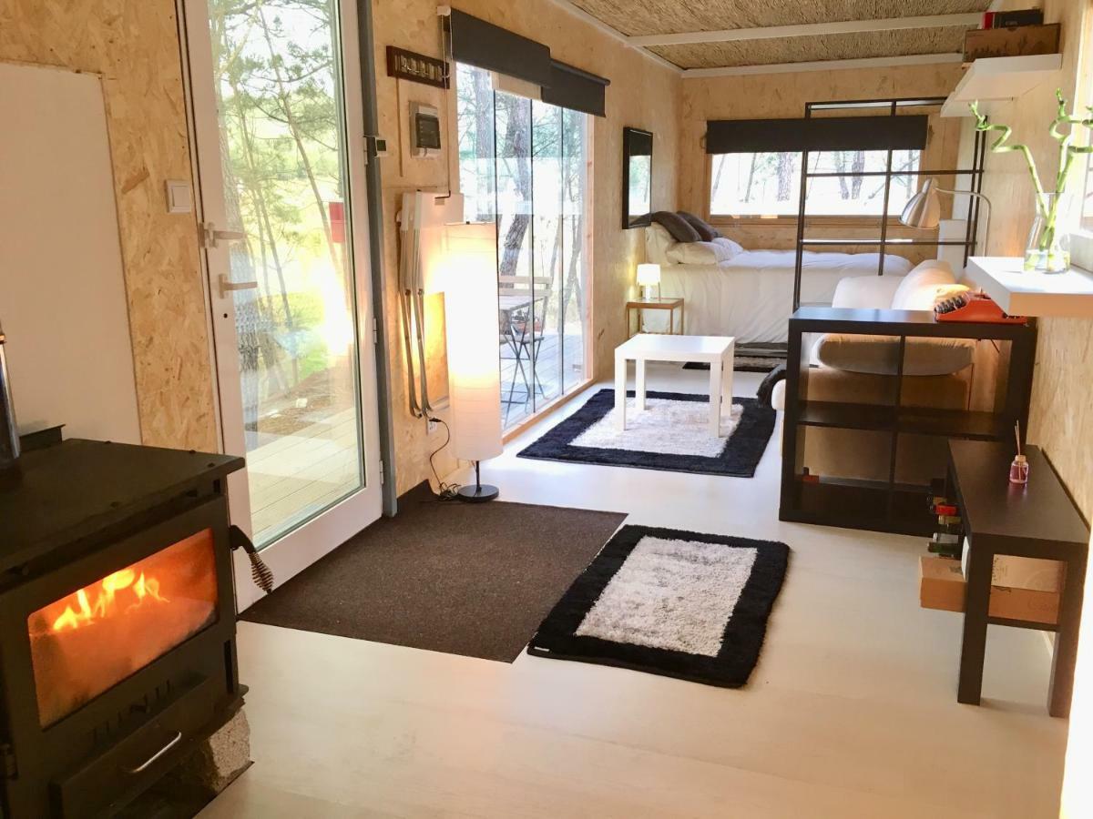 Relax Container Villa อากิอาร์ ดาเบย์รา ภายนอก รูปภาพ