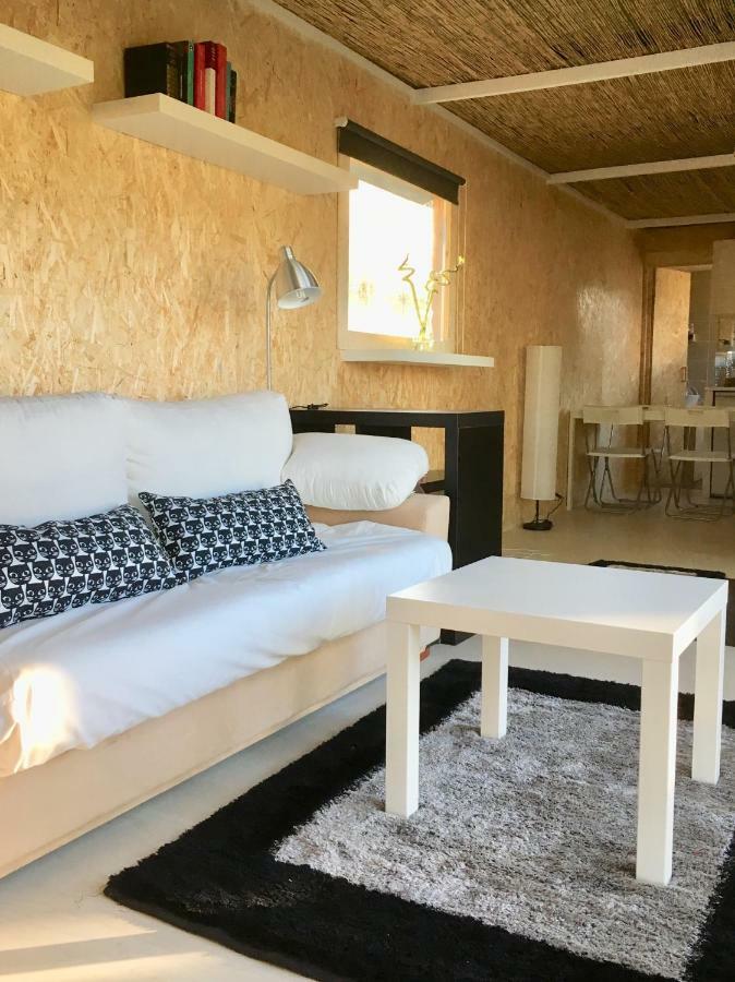 Relax Container Villa อากิอาร์ ดาเบย์รา ภายนอก รูปภาพ